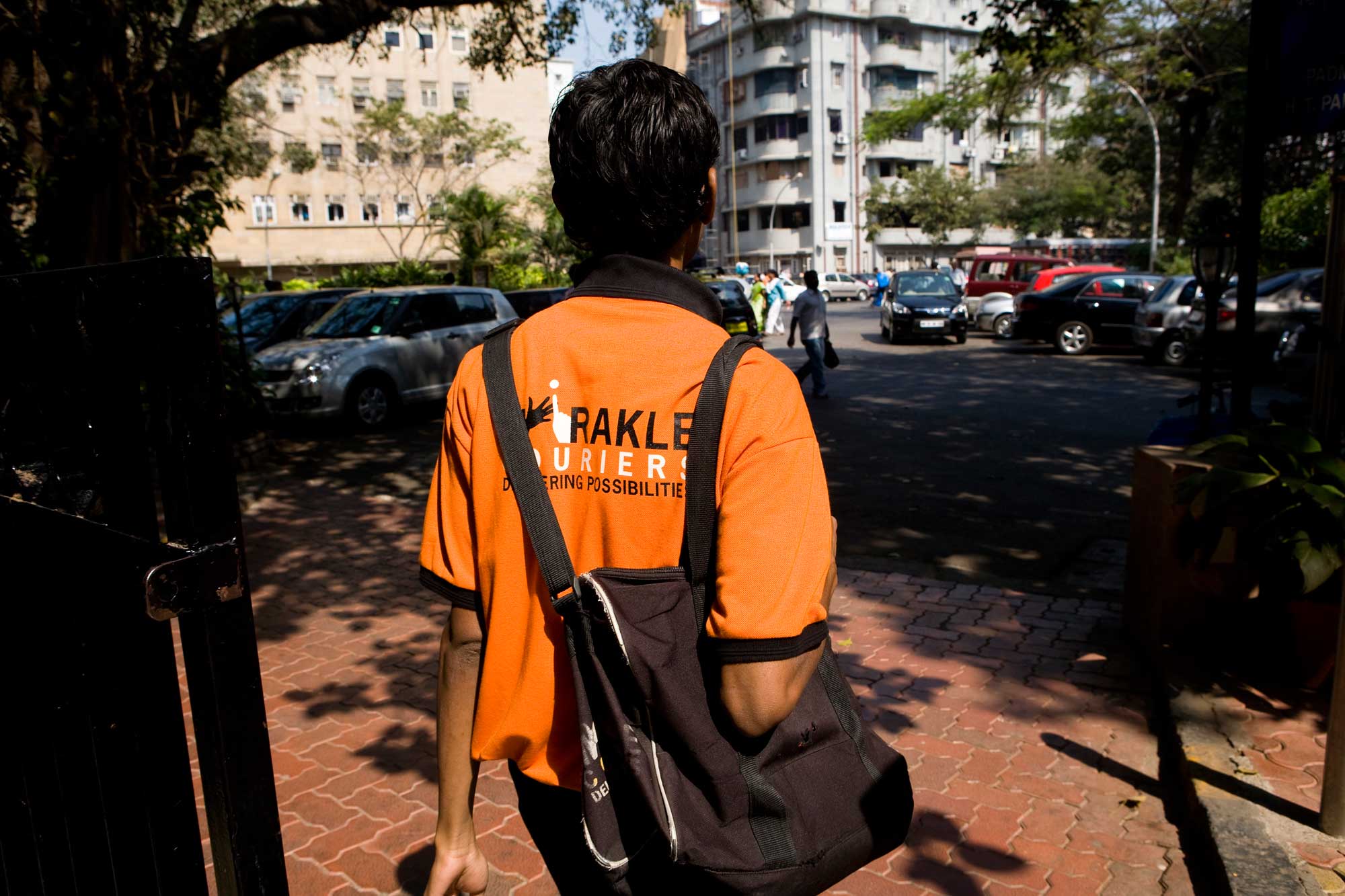 Mirakle Couriers